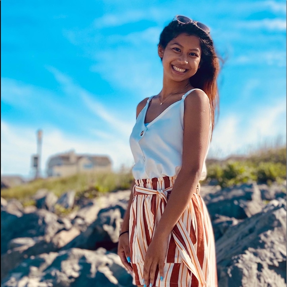 Meet your Posher, Ariana